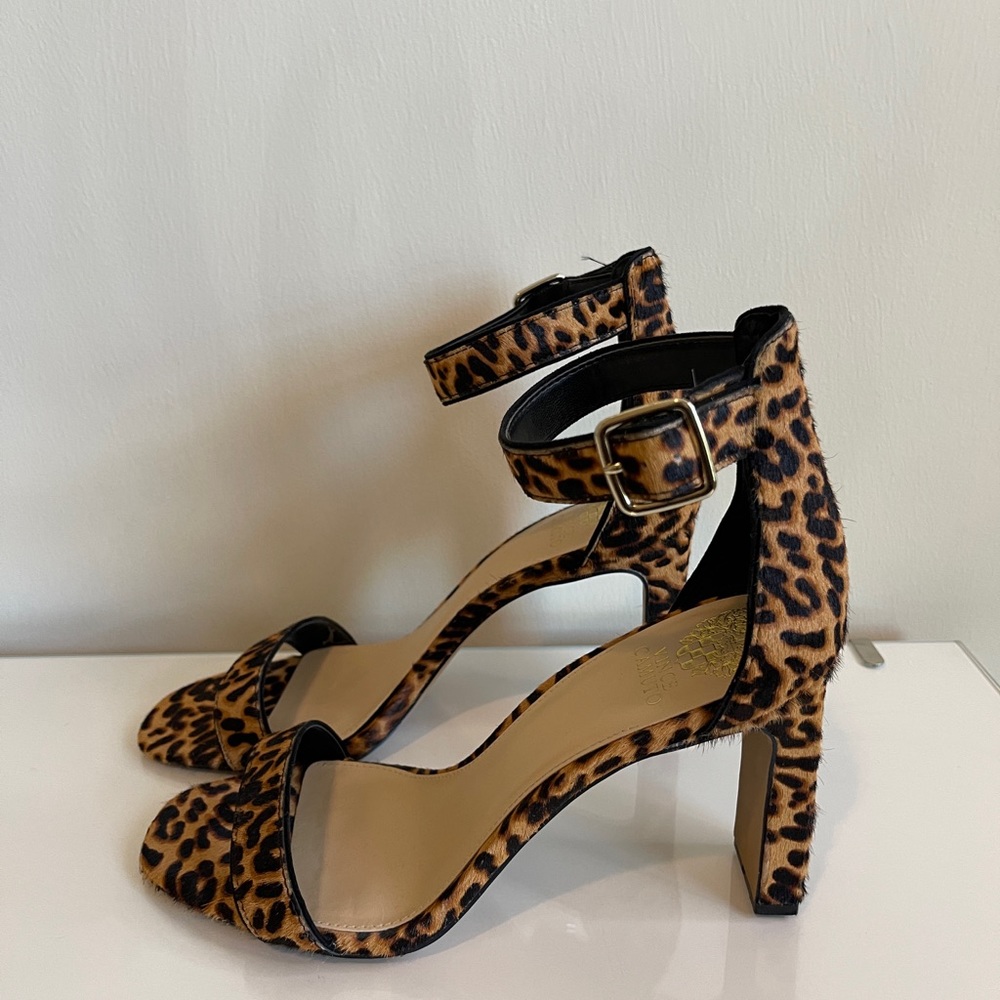 Vince Camuto Pony Hair Leopard Print Heels Size 10